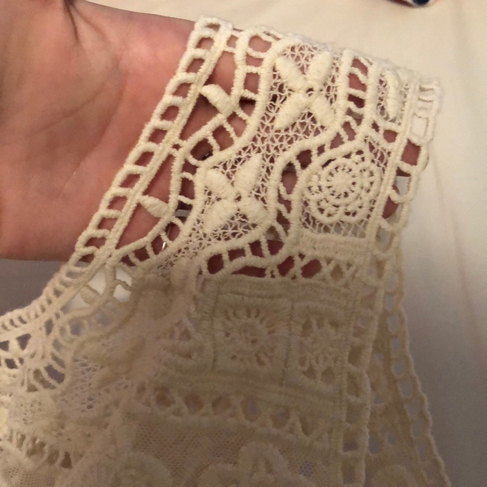 Crochet Top - Picture 3 of 4